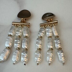 Elegant Gold and Pearl Drop Earrings